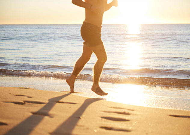 Allegra - Gold Coast - run on the beach